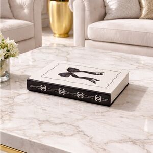 Elegant Black and White Decorative Box